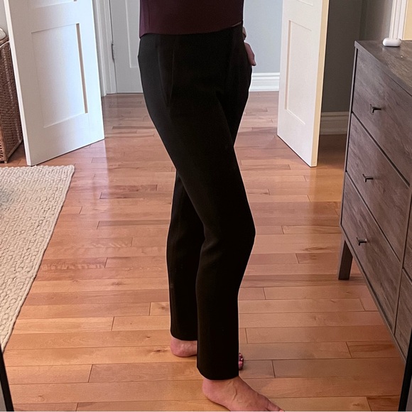 Aritzia Babaton Black Pant - Picture 2 of 10